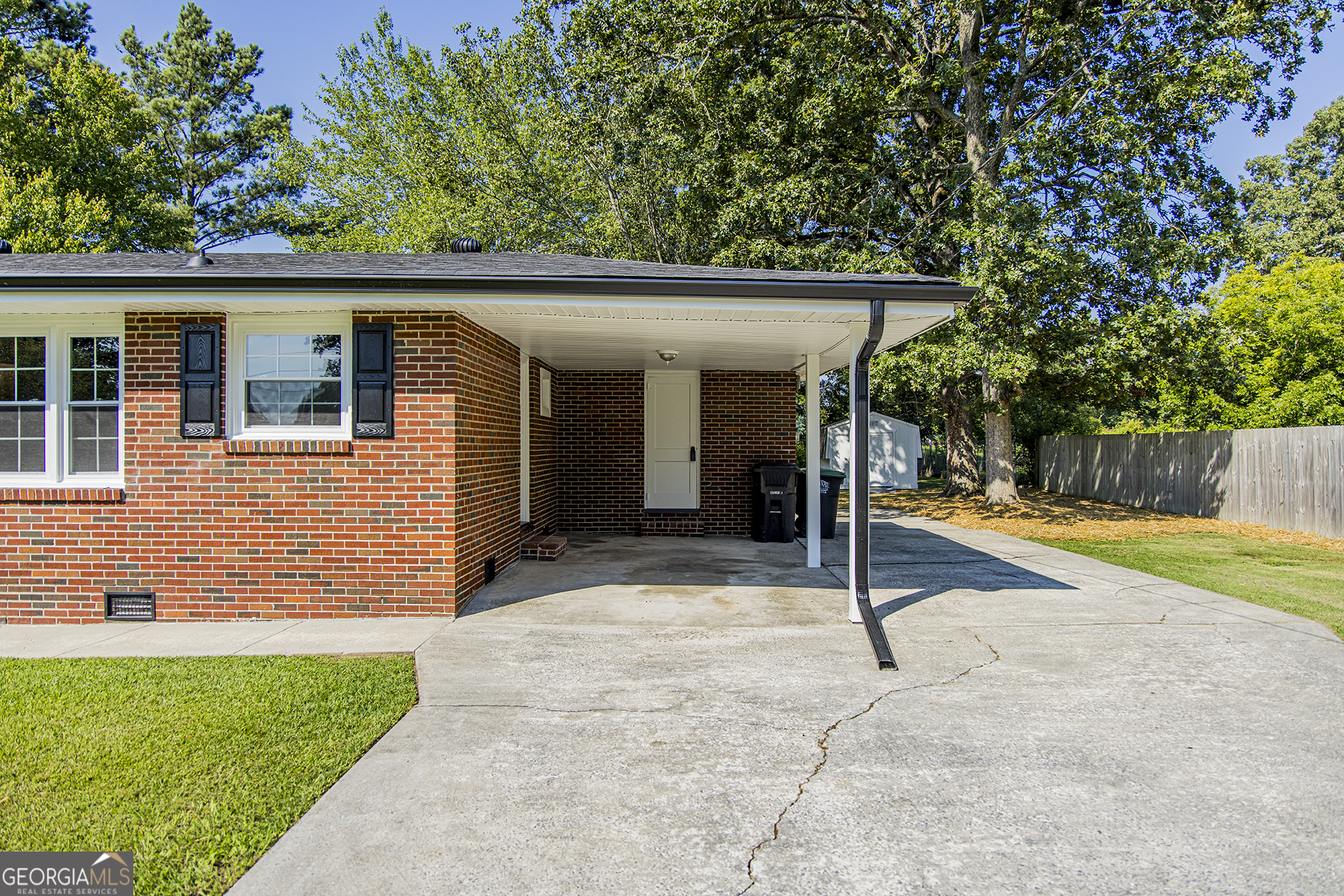 Property Photo:  19 NW Sandy Beach Terrace  GA 30165 