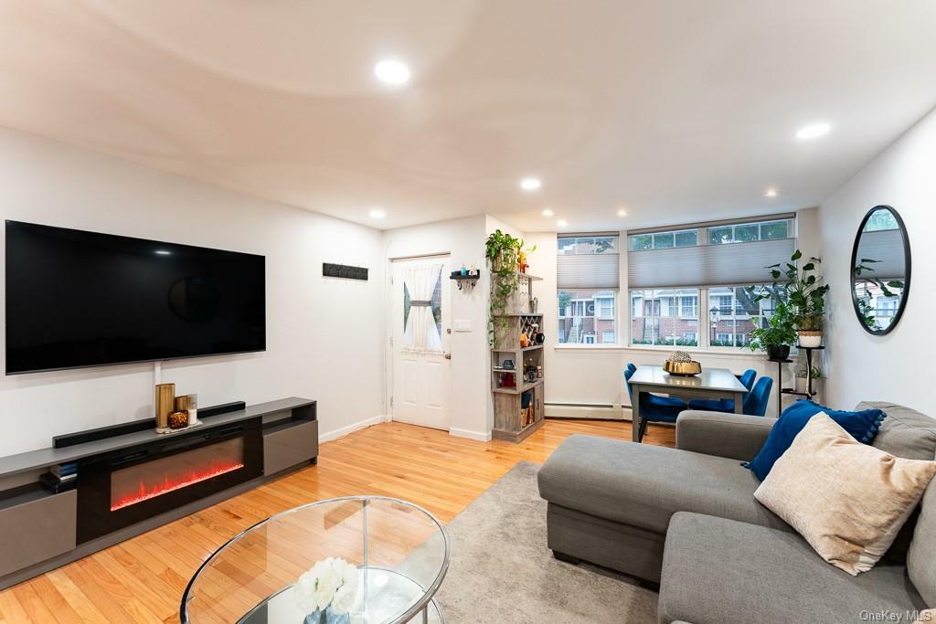 Property Photo:  151 Sunset Boulevard 10151  NY 10473 