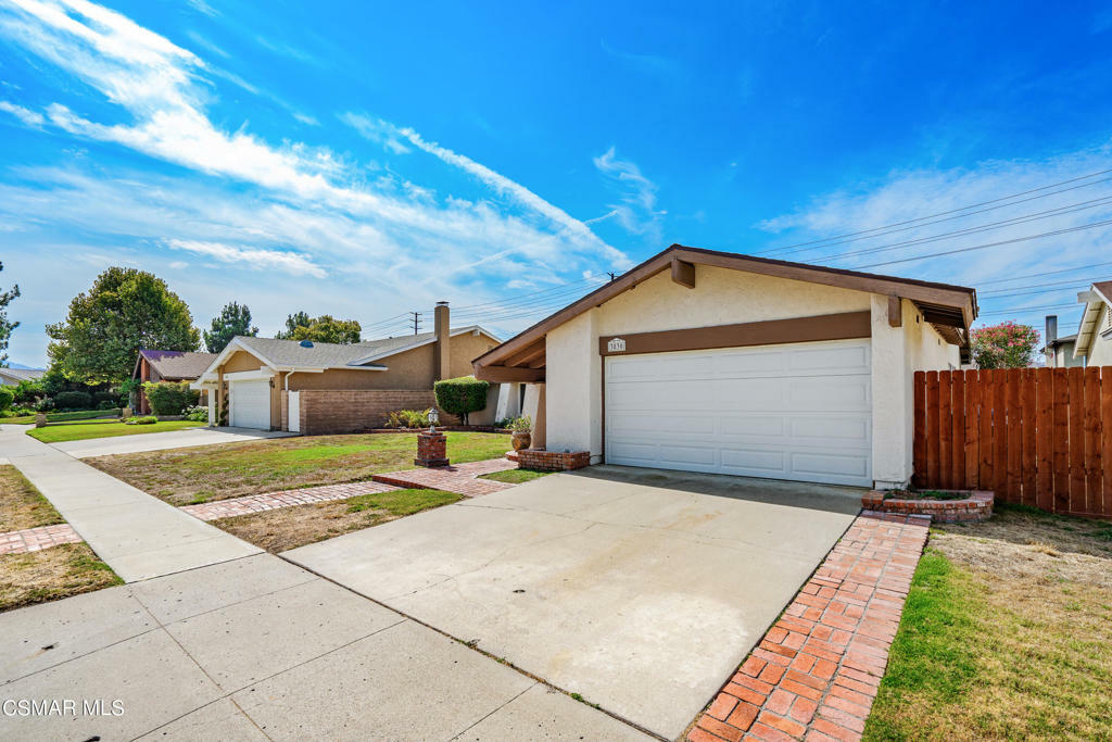 Property Photo:  3830 Woodhaven Street  CA 93063 