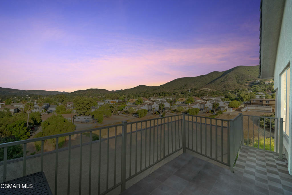 Property Photo:  158 Midbury Hill Road  CA 91320 