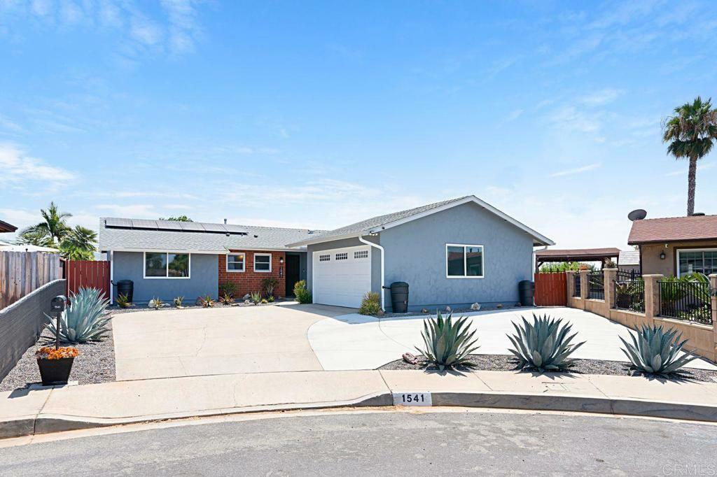 Property Photo:  1541 Magnolia Place  CA 92027 