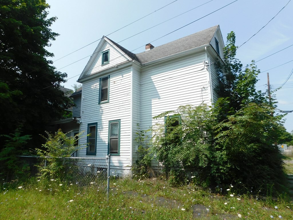 Property Photo:  400 Crescent Avenue  NY 14901 