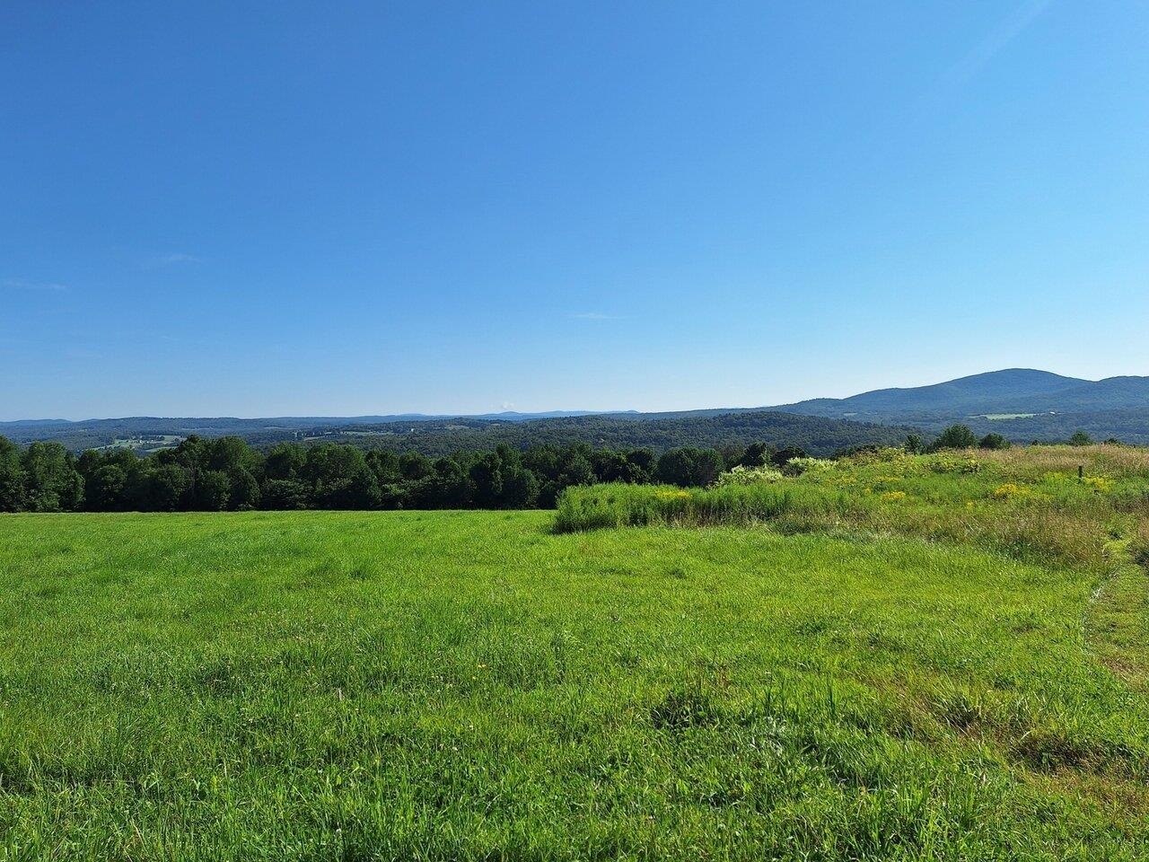 Property Photo:  1518 Burton Hill Road  VT 05822 