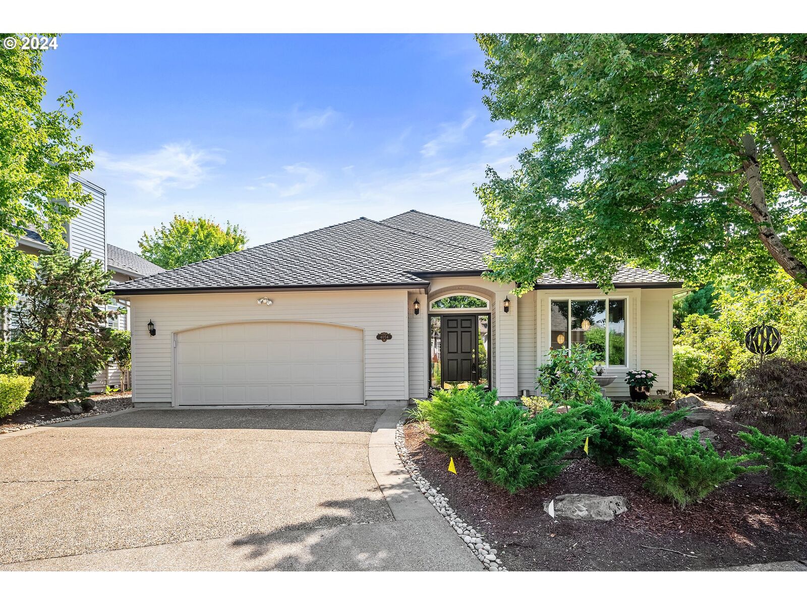 Property Photo:  4054 NW Gleneagles Pl  OR 97229 