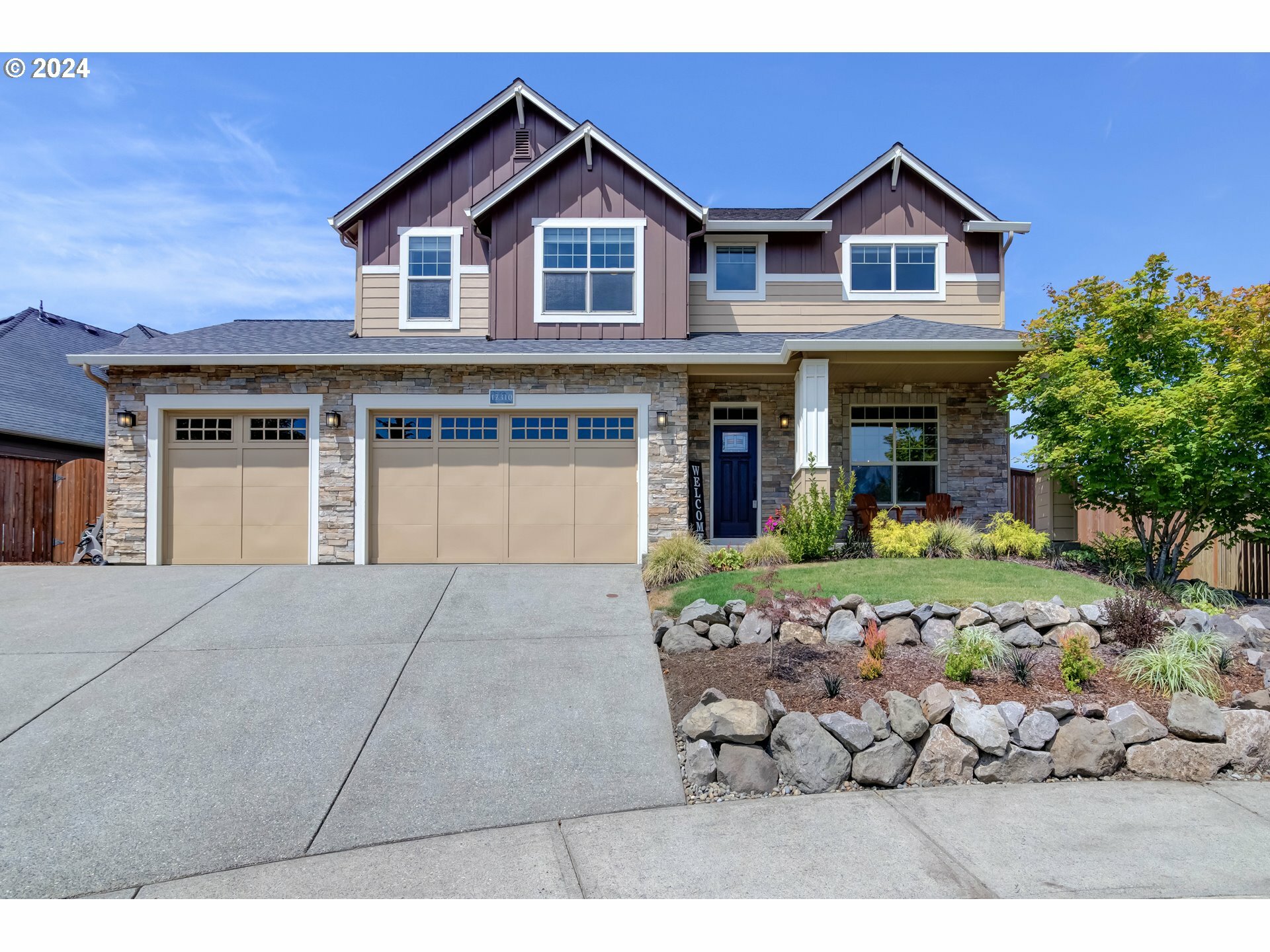 Property Photo:  17310 NE 28th Ct  WA 98642 