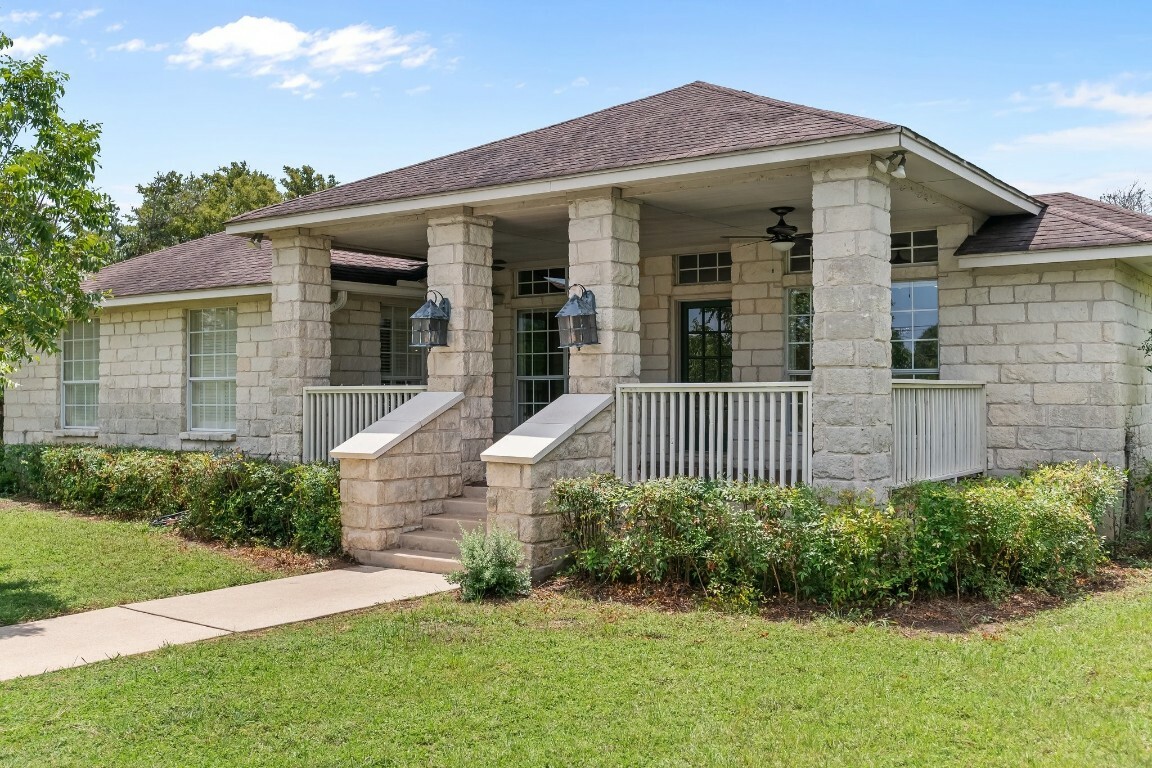 6405 Ridge Oak Road  Austin TX 78749 photo