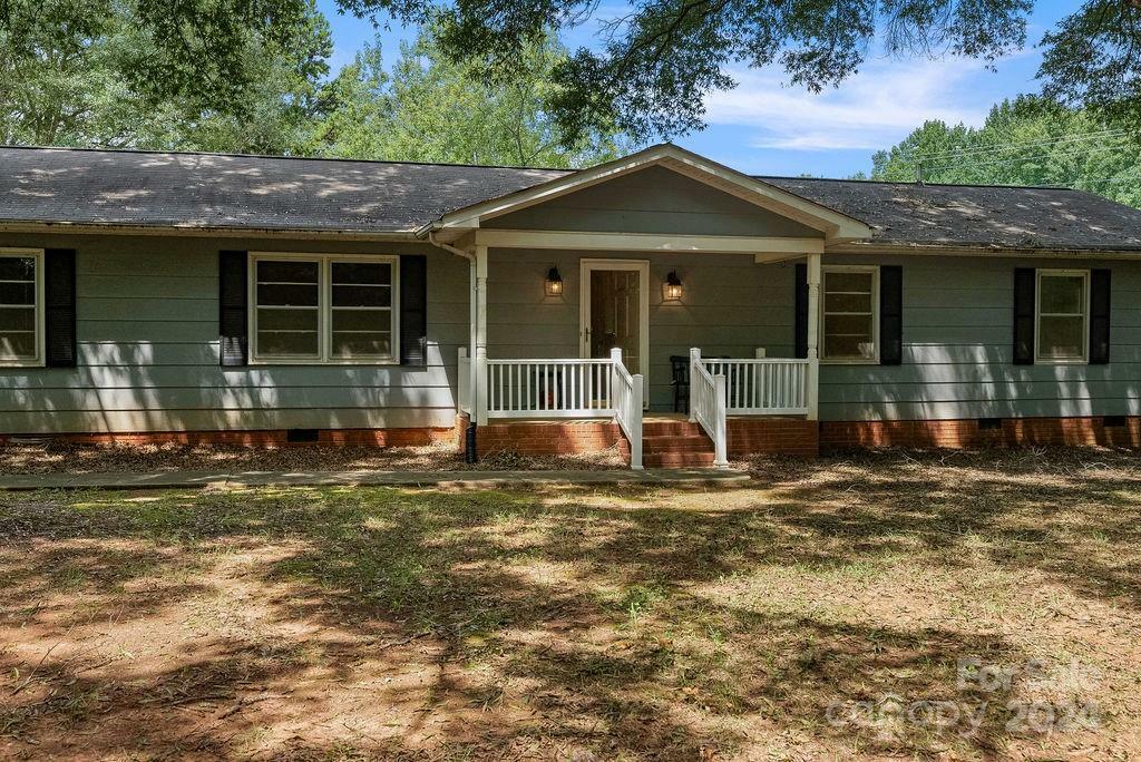 Property Photo:  14139 Thompson Road  NC 28227 