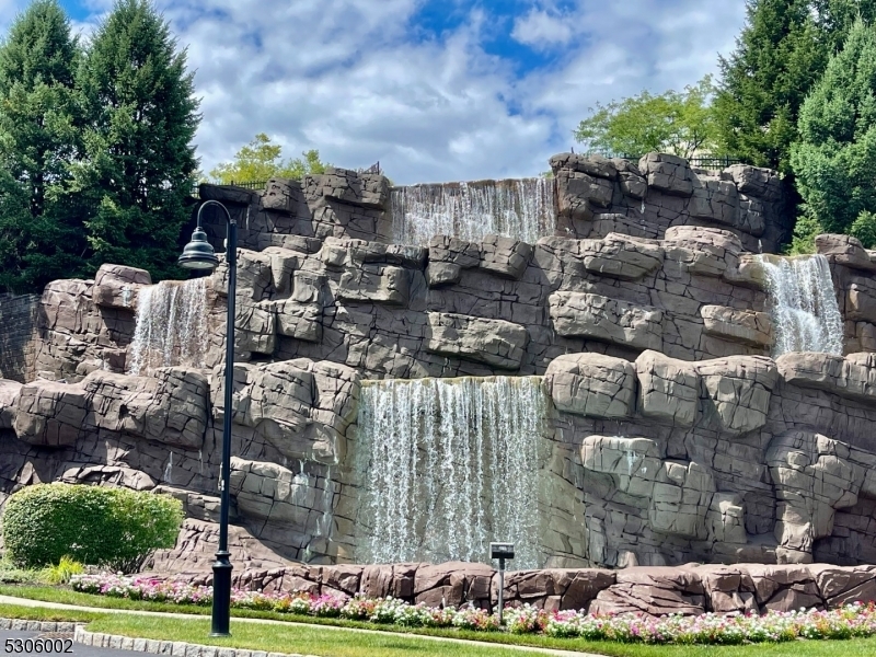 Property Photo: 5 Bedrock Ct C2 NJ 07424