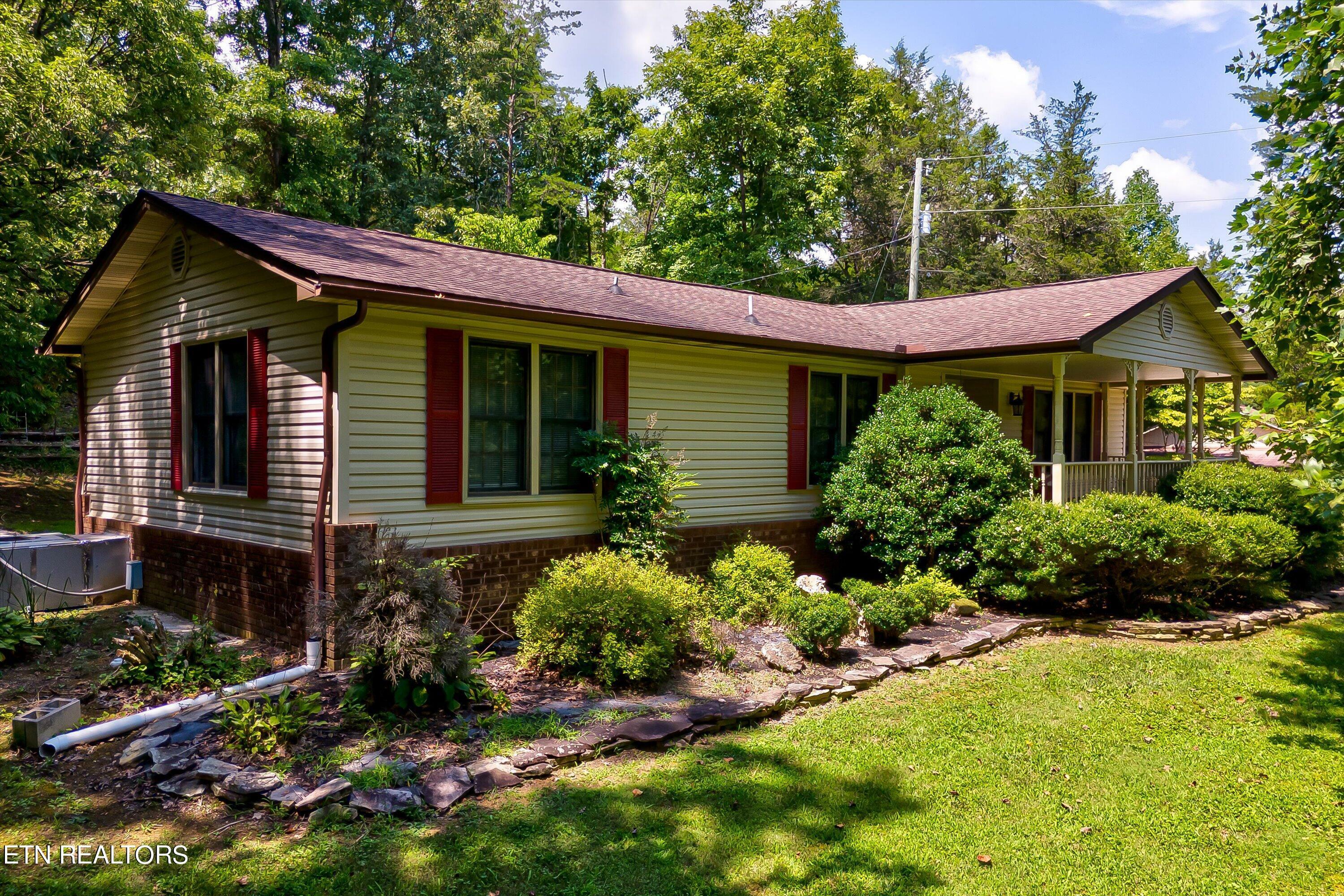 Property Photo:  4116 Island Home Pike  TN 37920 