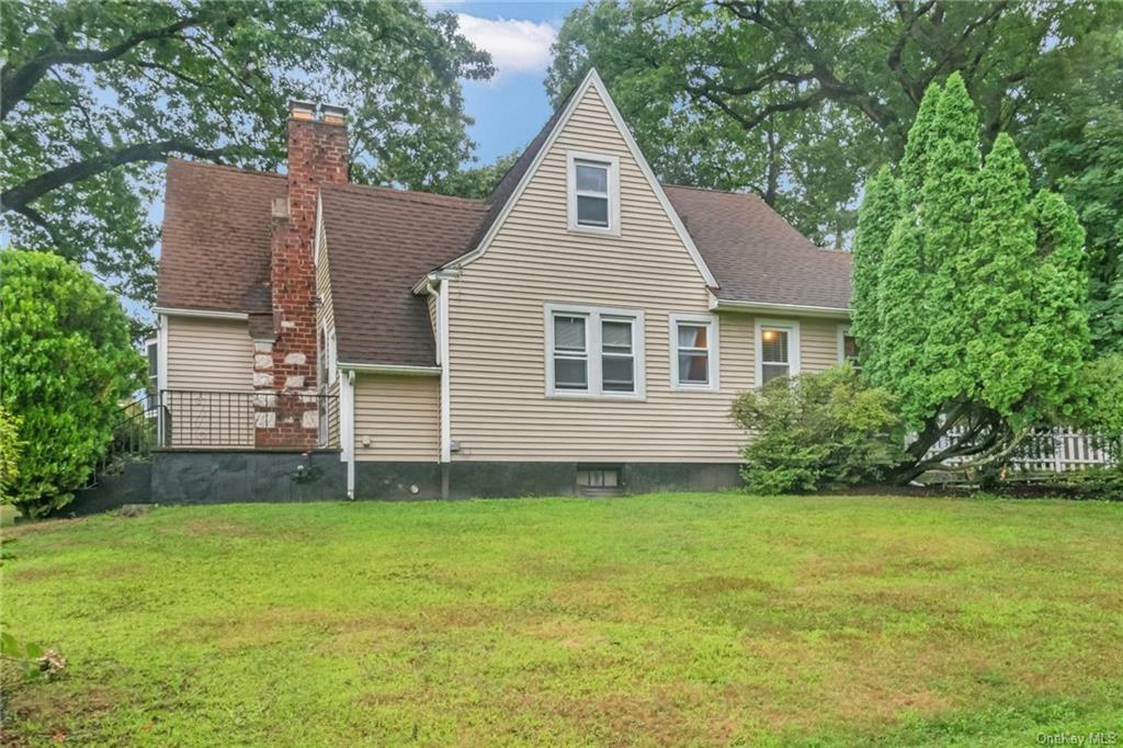 Property Photo:  171 South Road  NY 10603 