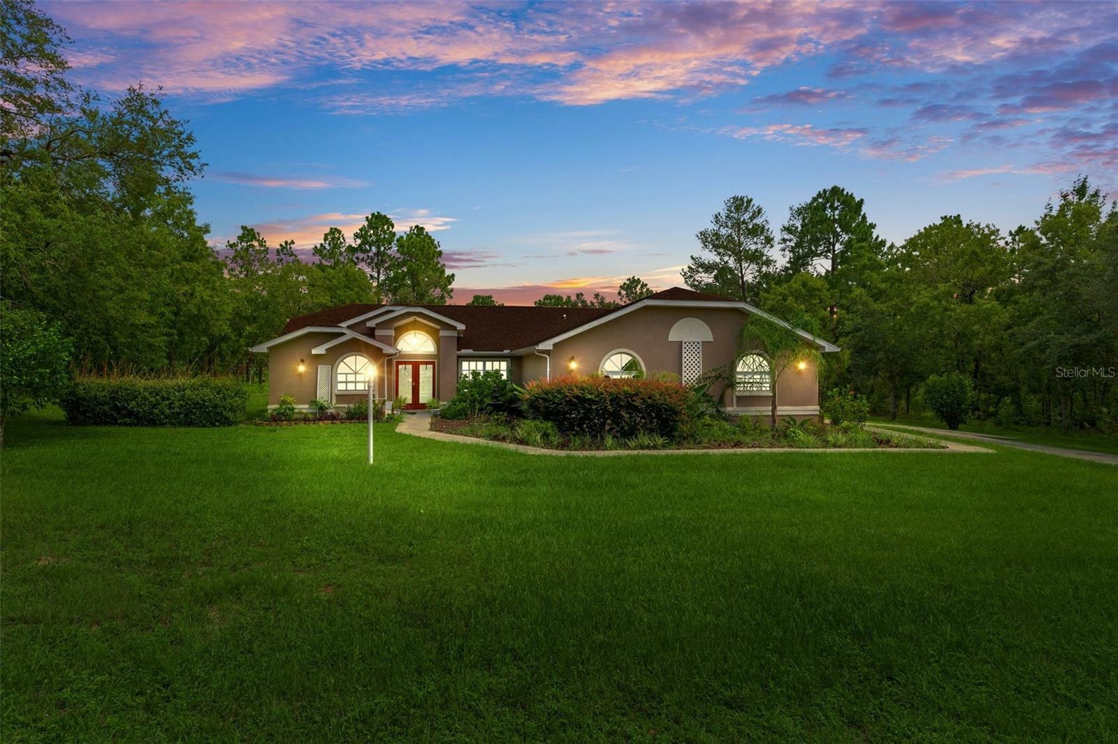 Property Photo:  3163 W Daffodil Drive  FL 34465 