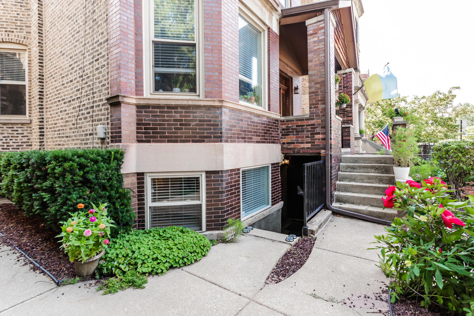 Property Photo:  2627 N Kimball Avenue Ga  IL 60647 