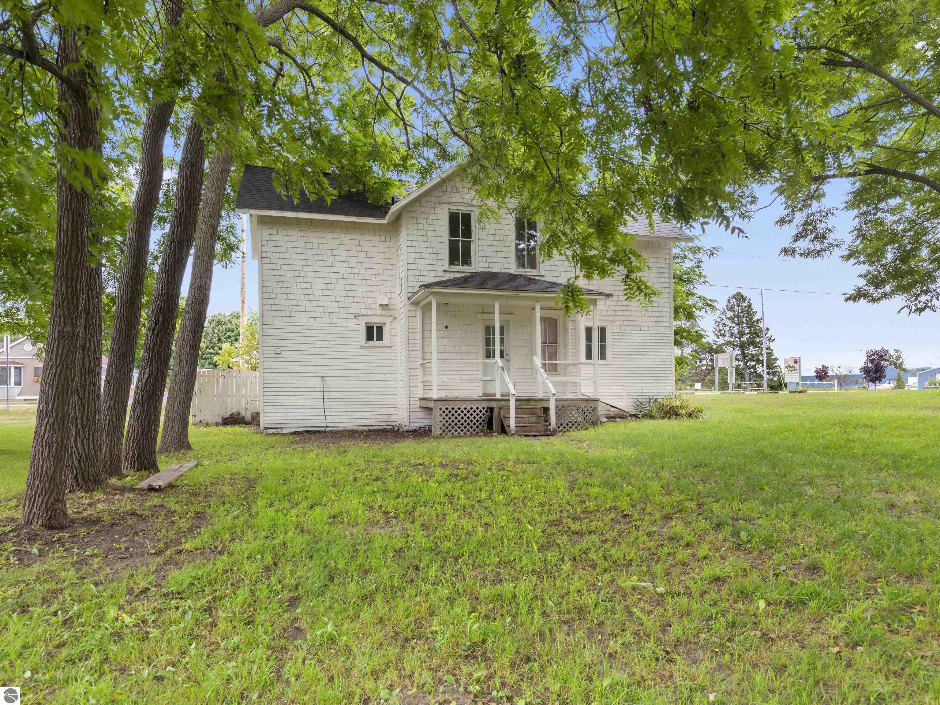 Property Photo:  17202 Northwood Highway  MI 49613 