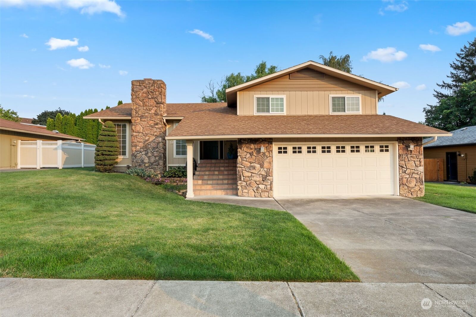 Property Photo:  29 Imperial Street  WA 99362 