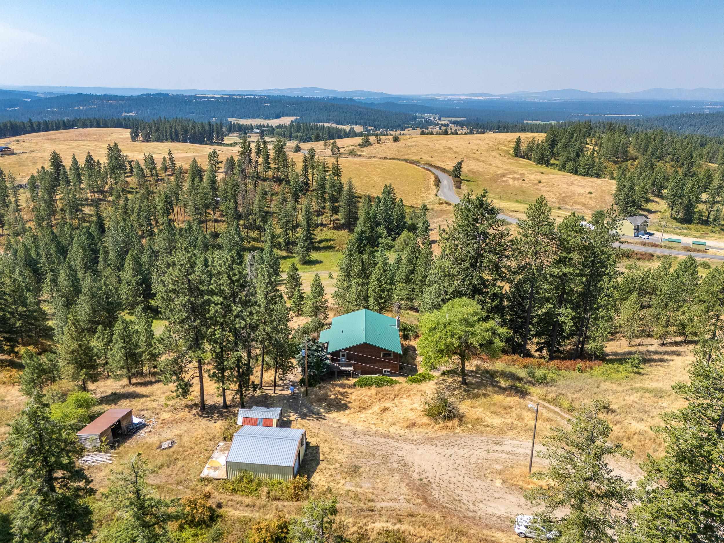 Property Photo:  13510 E Tallman Rd  WA 99003 