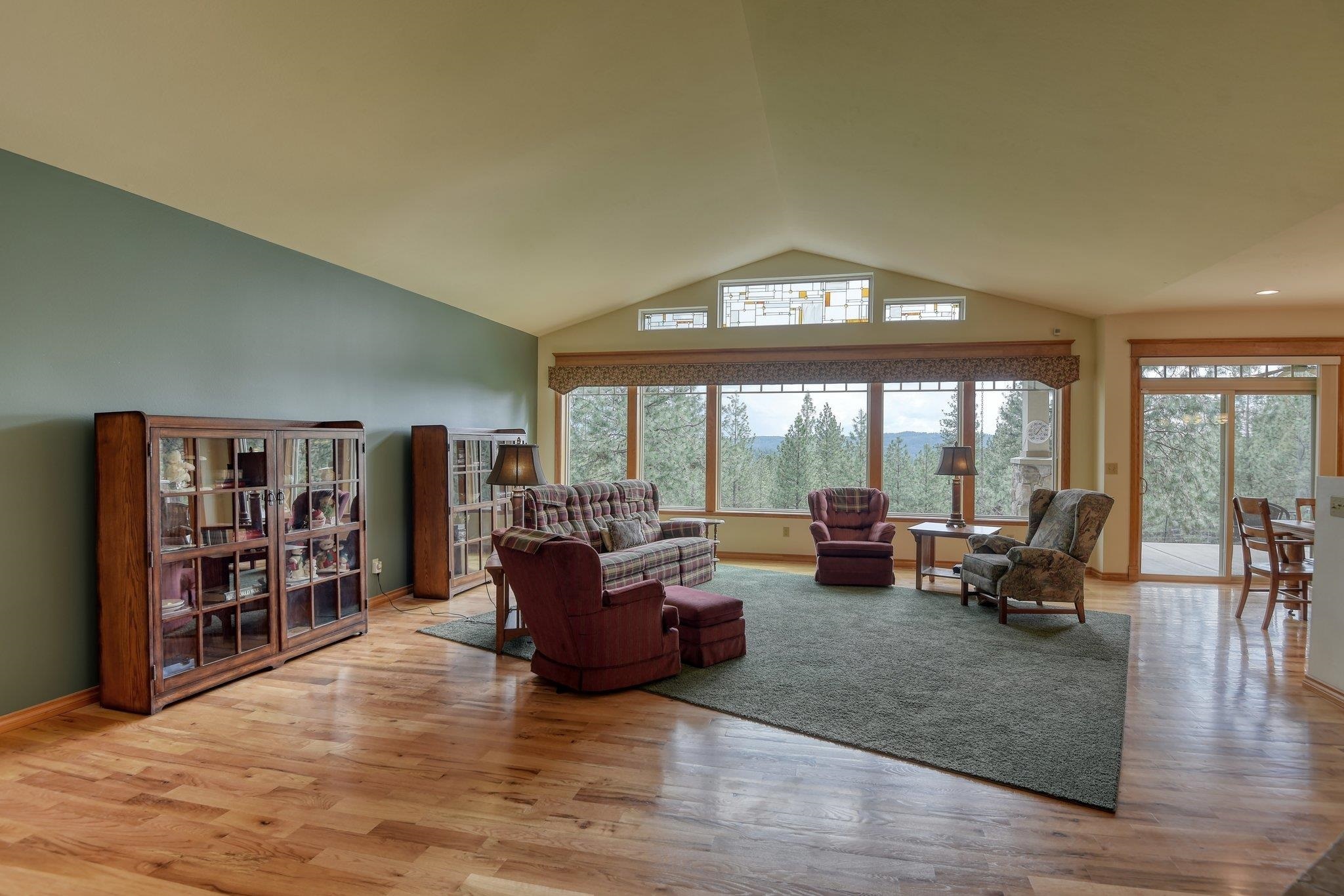 Property Photo:  42218 N Dunn Rd  WA 99009 