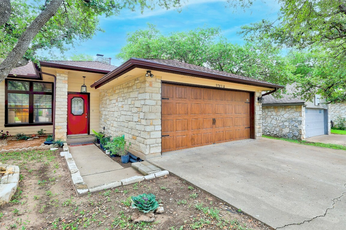 Property Photo: 3703 Rocky Hollow Trl A TX 78628