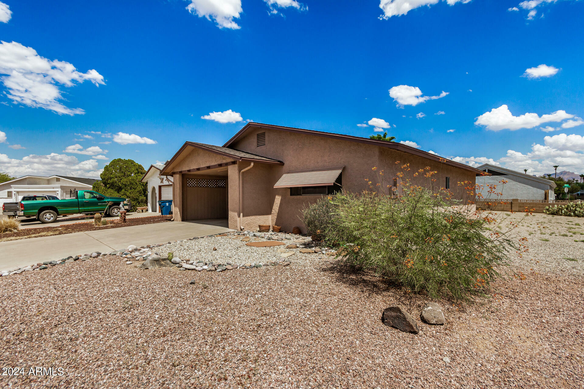 Property Photo:  485 S Pino Circle  AZ 85120 