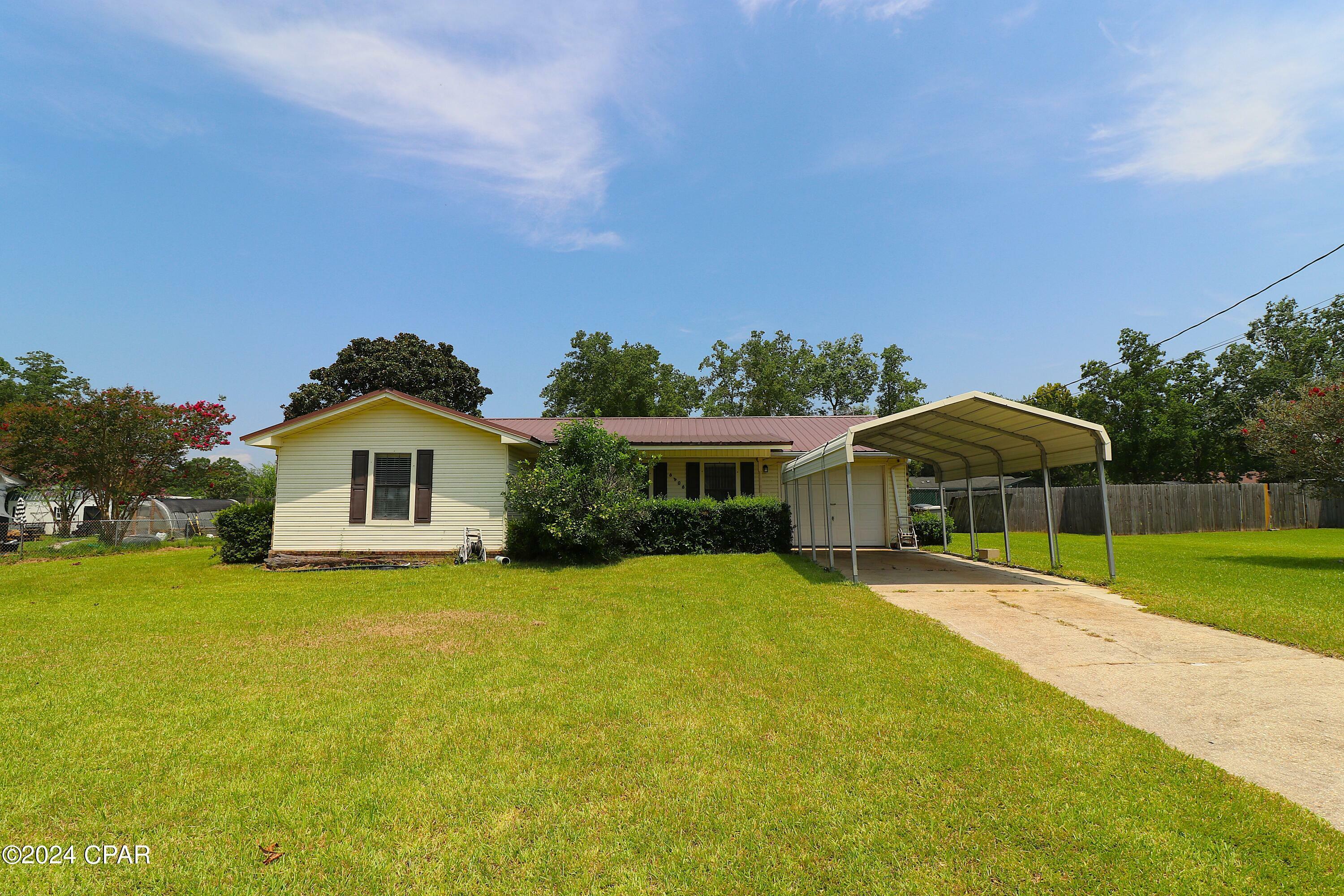 Property Photo:  6406 Meadow Field Circle  FL 32526 