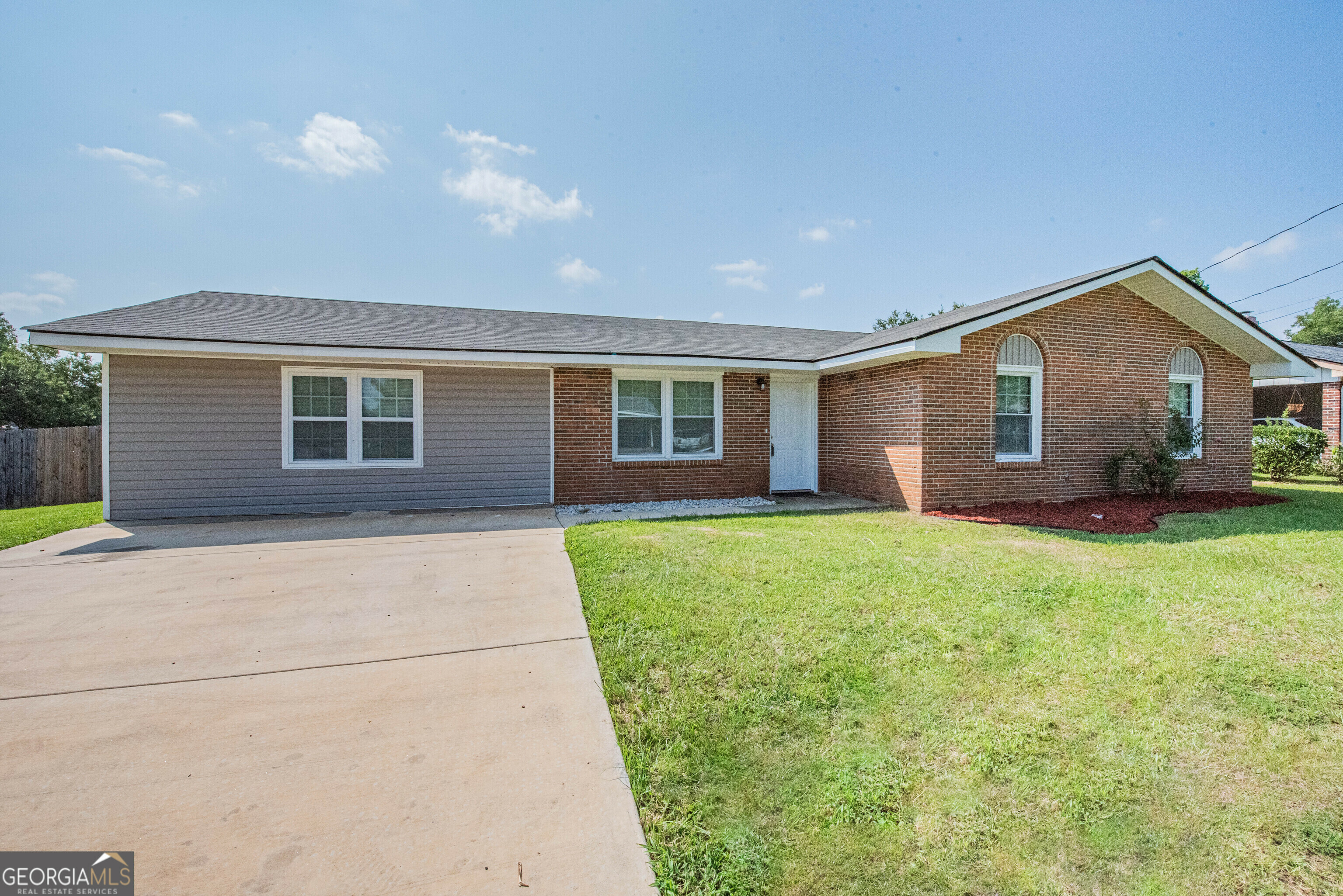 Property Photo: 212 Wisconsin Avenue GA 31093