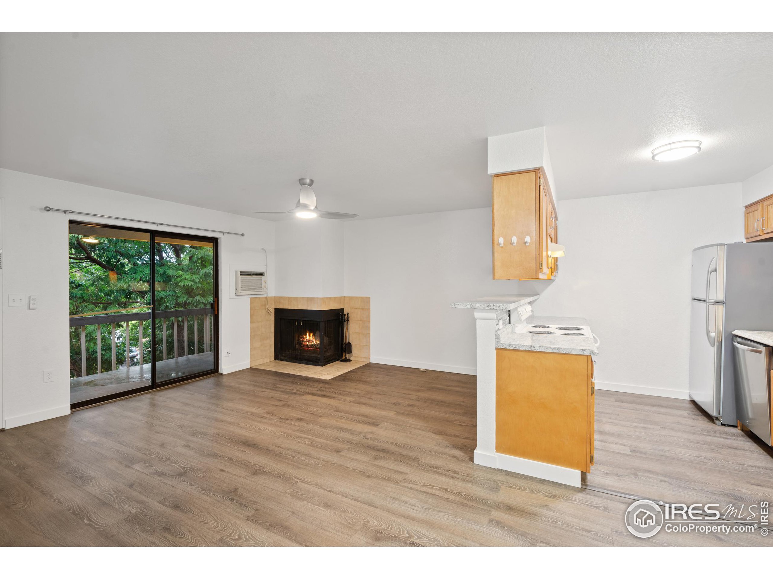Property Photo: 665 Manhattan Dr 202 CO 80303