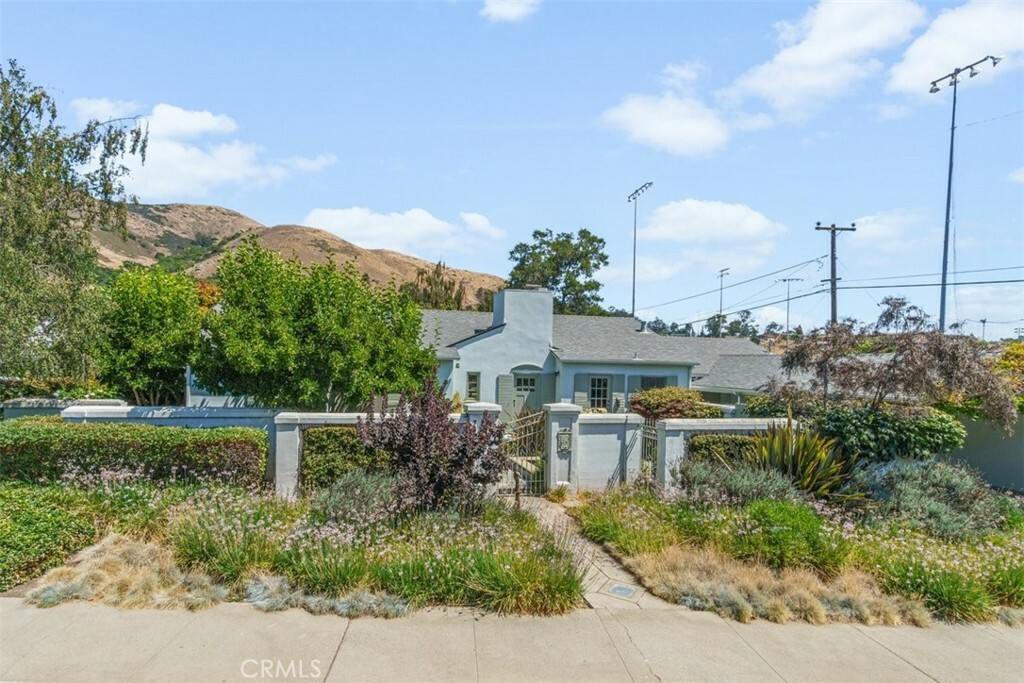 Property Photo:  1687 San Luis Drive  CA 93401 