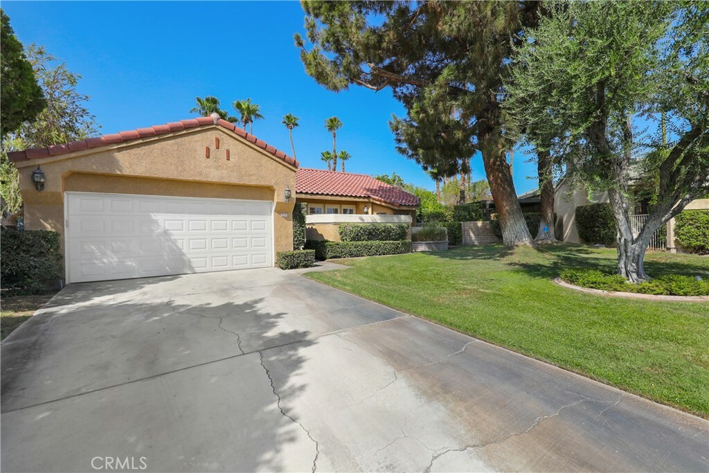 Property Photo:  14 Santa Clara Drive  CA 92270 