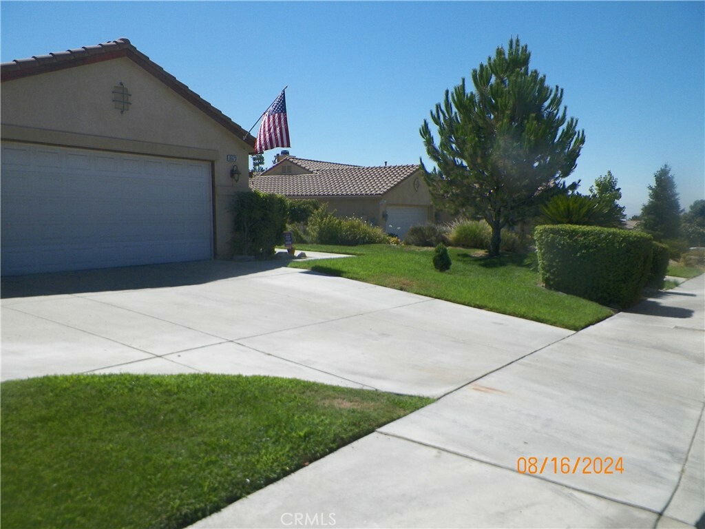 Property Photo:  6673 N Ofelia Drive  CA 92407 