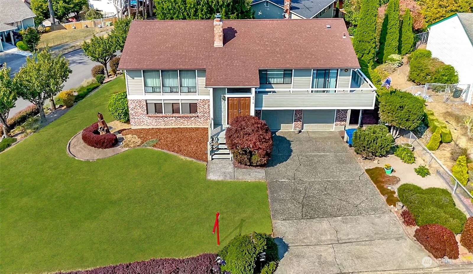 Property Photo:  4416 Hampton Court  WA 98032 