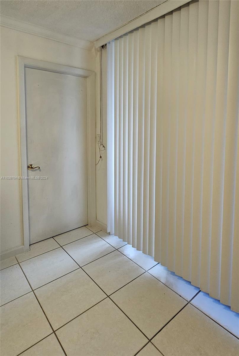 Property Photo:  3611 SW 117th Ave 10-309  FL 33175 