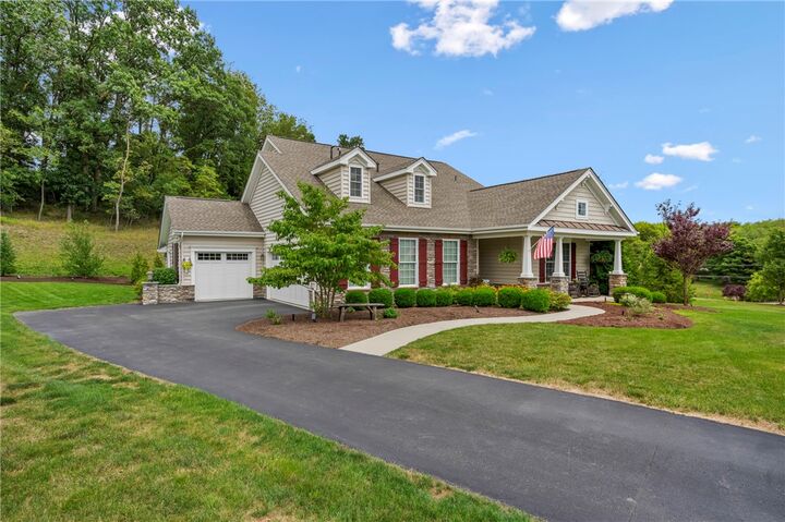 107 Resolution Drive  Mars PA 16046 photo