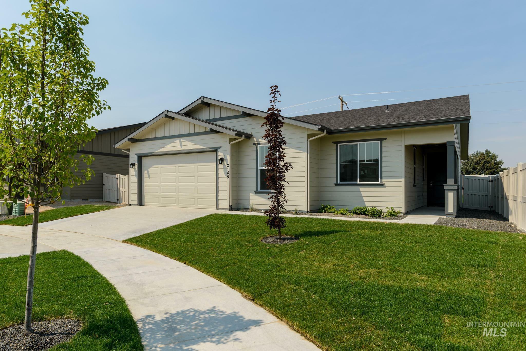 Property Photo:  2145 N Gelding Ct  ID 83644 