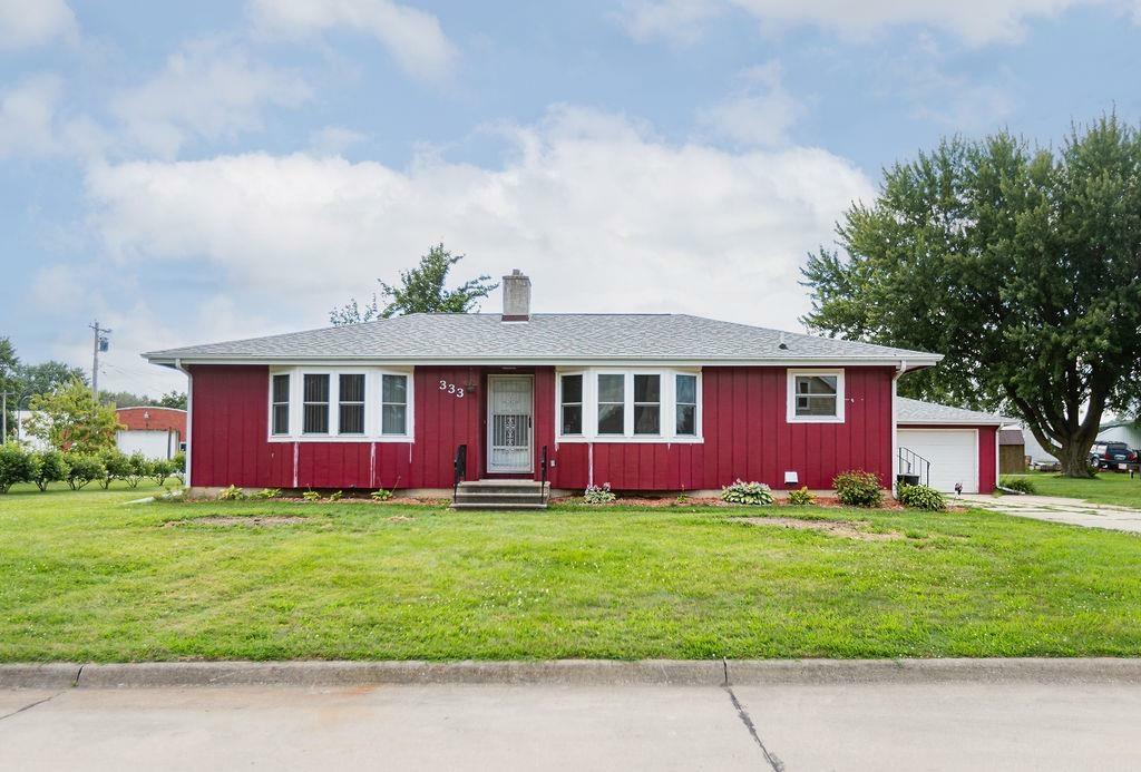 Property Photo:  333 Magill Ave  IA 50668 