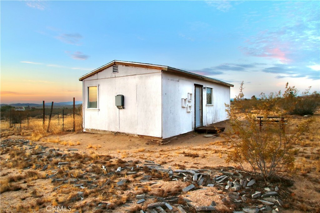 Property Photo:  177 Cherokee Trail  CA 92284 