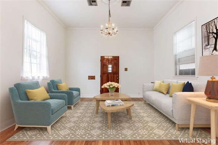 Property Photo: 1104 Monroe Street LA 70053