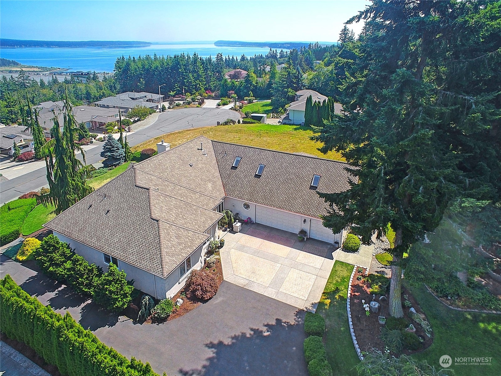 192 Glacier Peak Drive  Camano Island WA 98282 photo