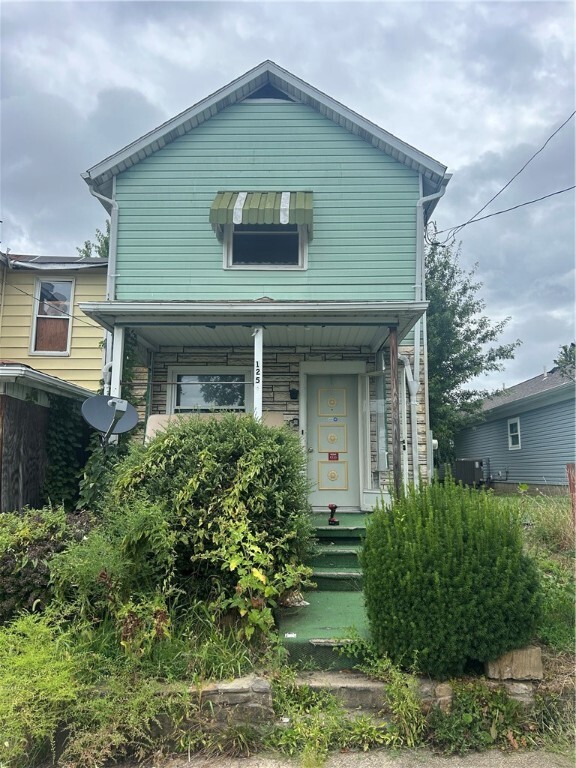 Property Photo: 125 Walnut St PA 15401