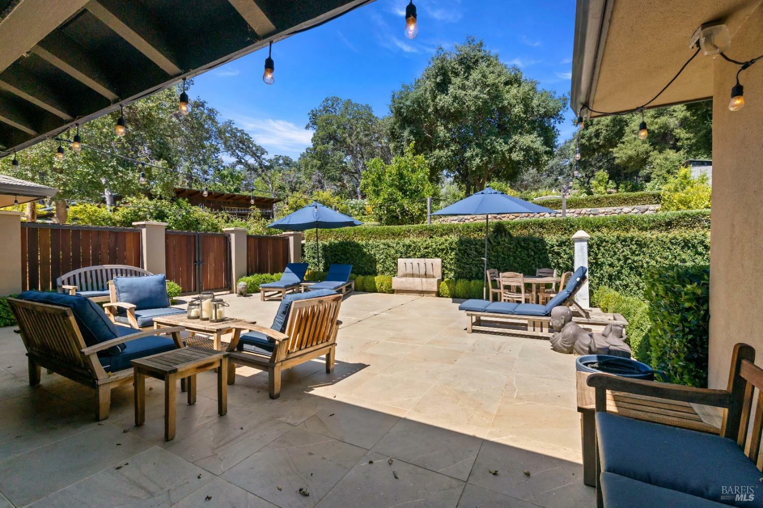 Property Photo:  2140 Eastlake Drive  CA 95451 