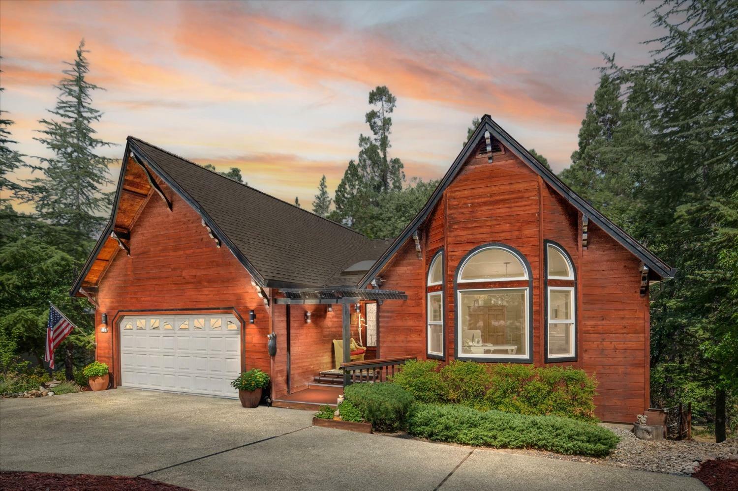 Property Photo:  898 Dogwood Drive  CA 95247 