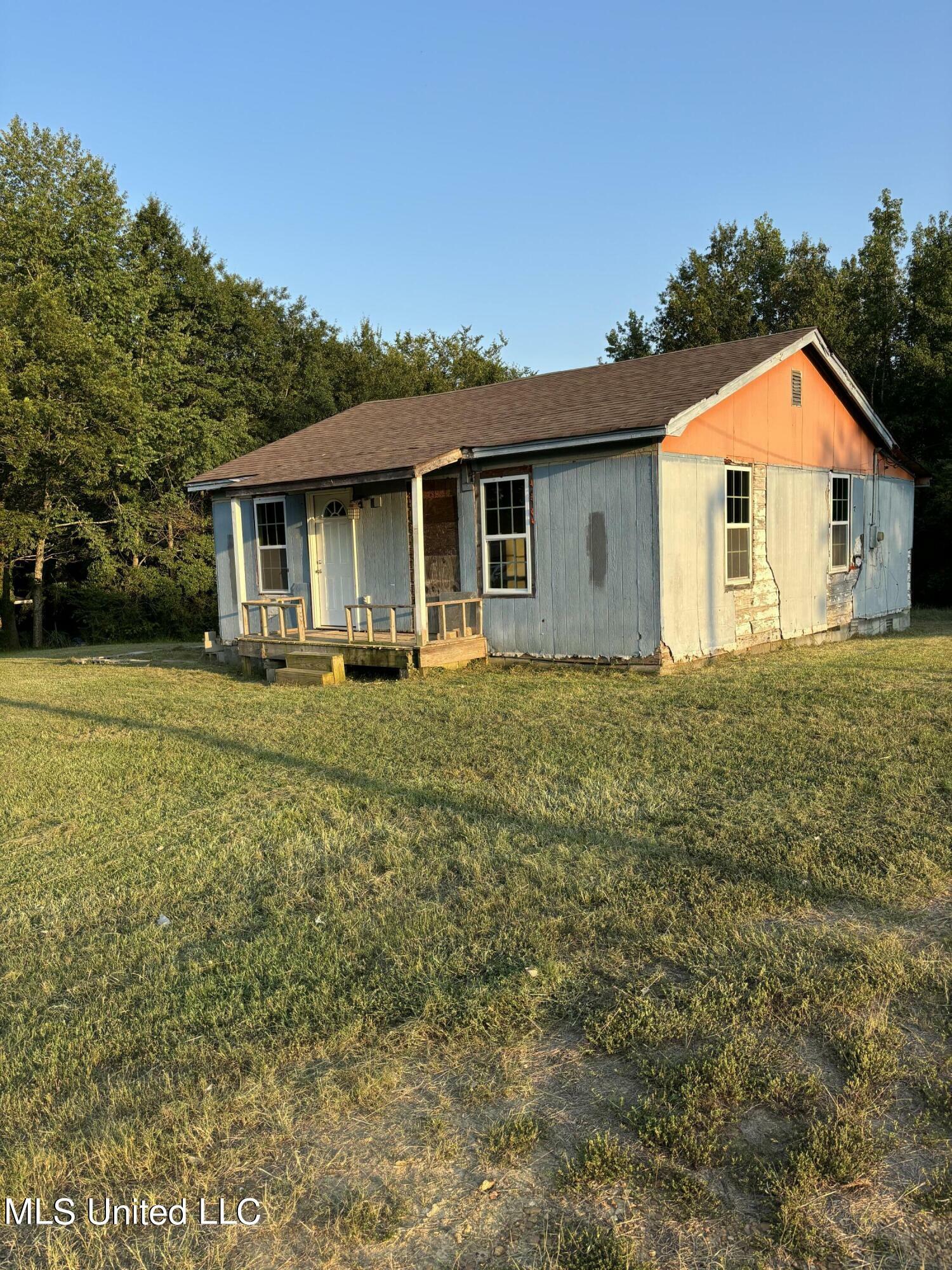 Property Photo:  2790 Yellow Dog Road  MS 38668 