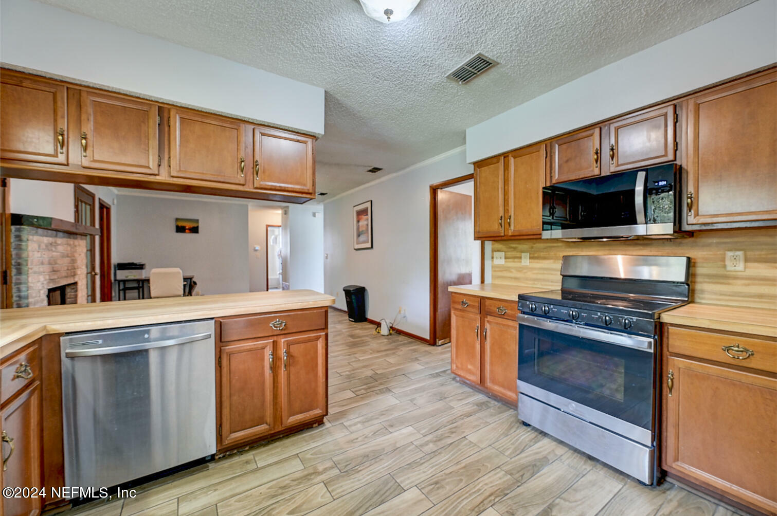 Property Photo:  4135 Tobin Drive  FL 32257 