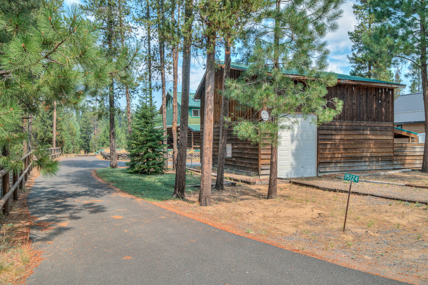Property Photo: 15124 E River Loop Drive OR 97707