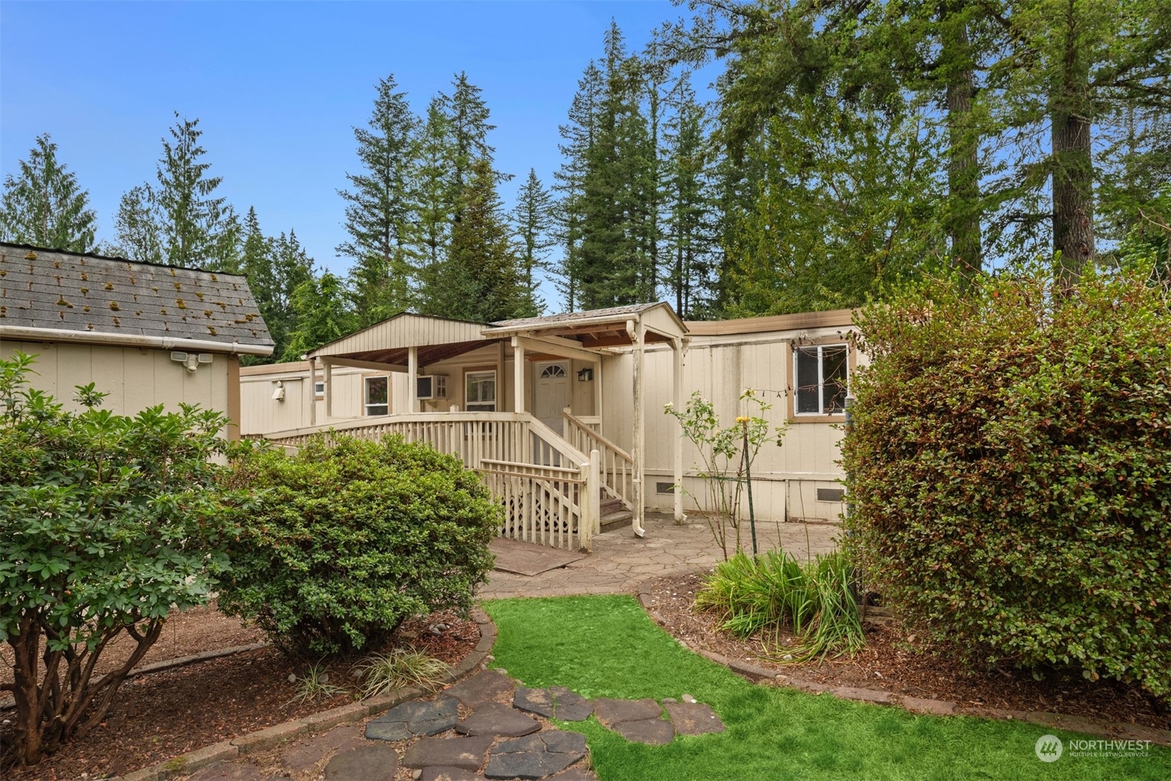 Property Photo:  41512 Larson Drive  WA 98251 