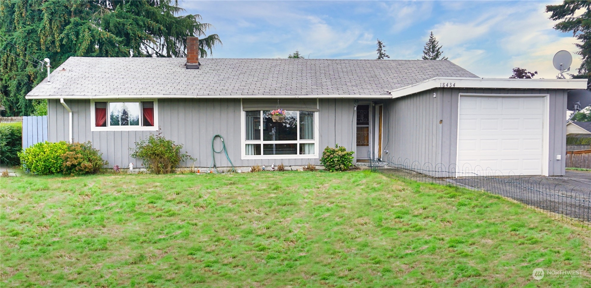 Property Photo: 18434 48th Avenue S WA 98188