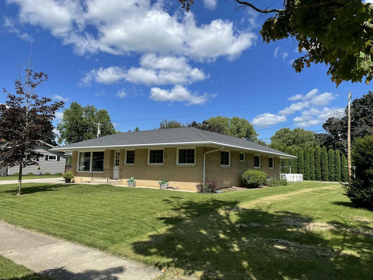 Property Photo:  210 Dairyland Drive  WI 53563 