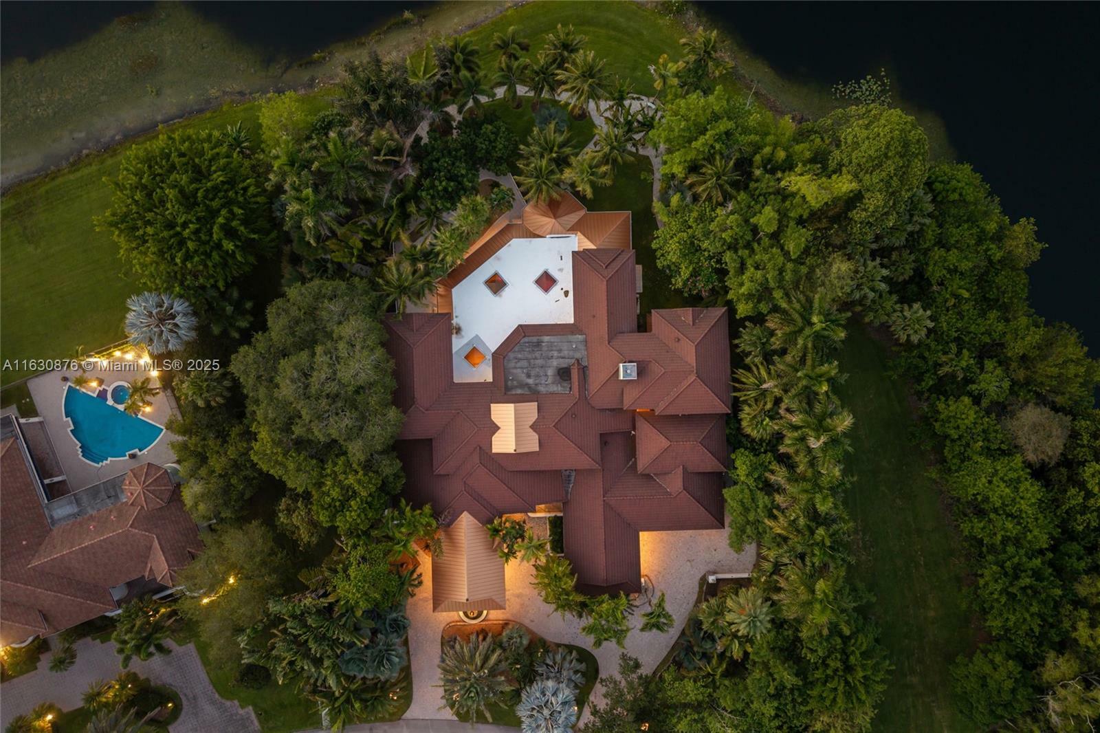 Property Photo: 2941 Paddock Ln FL 33331