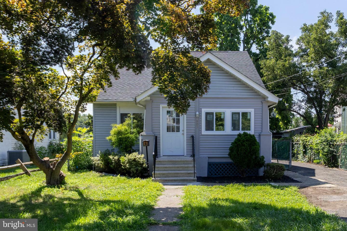 Property Photo:  903 Beverly Road  NJ 08016 