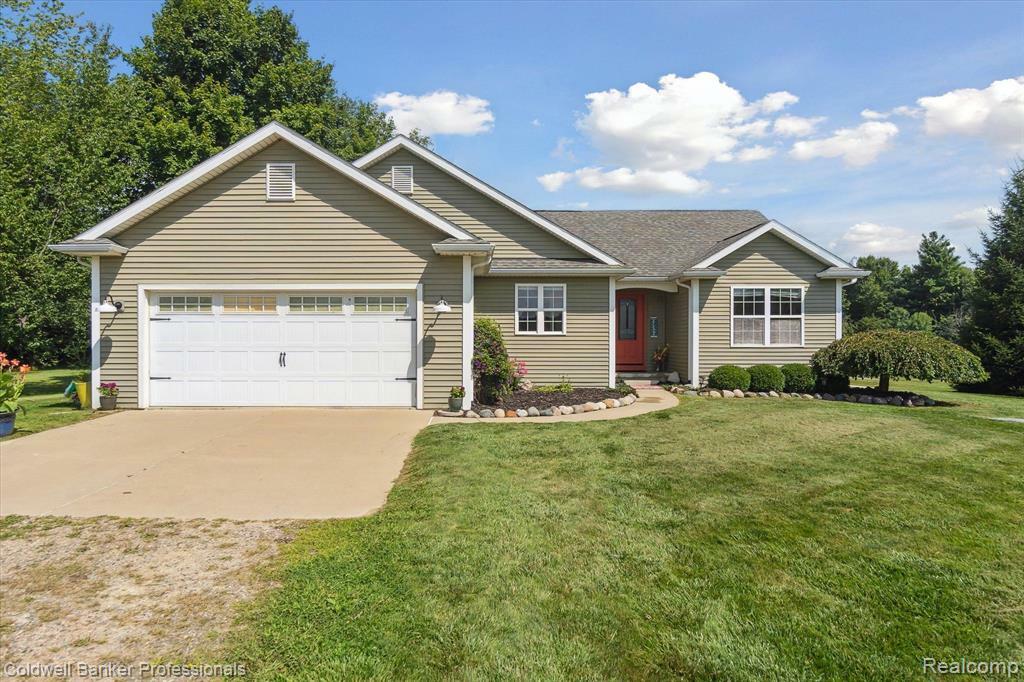 Property Photo: 6353 Hunters Creek Road MI 48444 9771