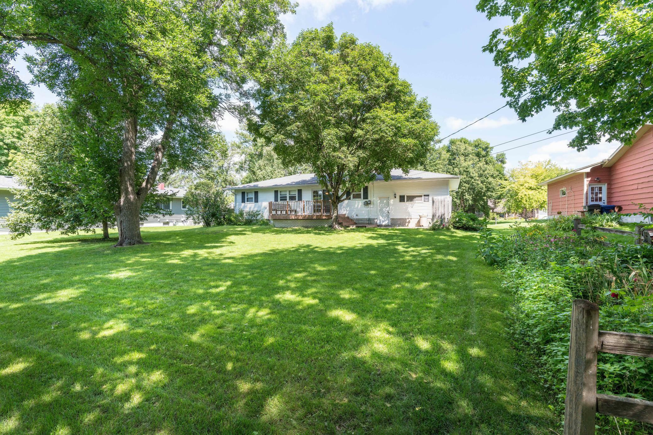 Property Photo:  143 W Hillside Avenue  MN 56537 