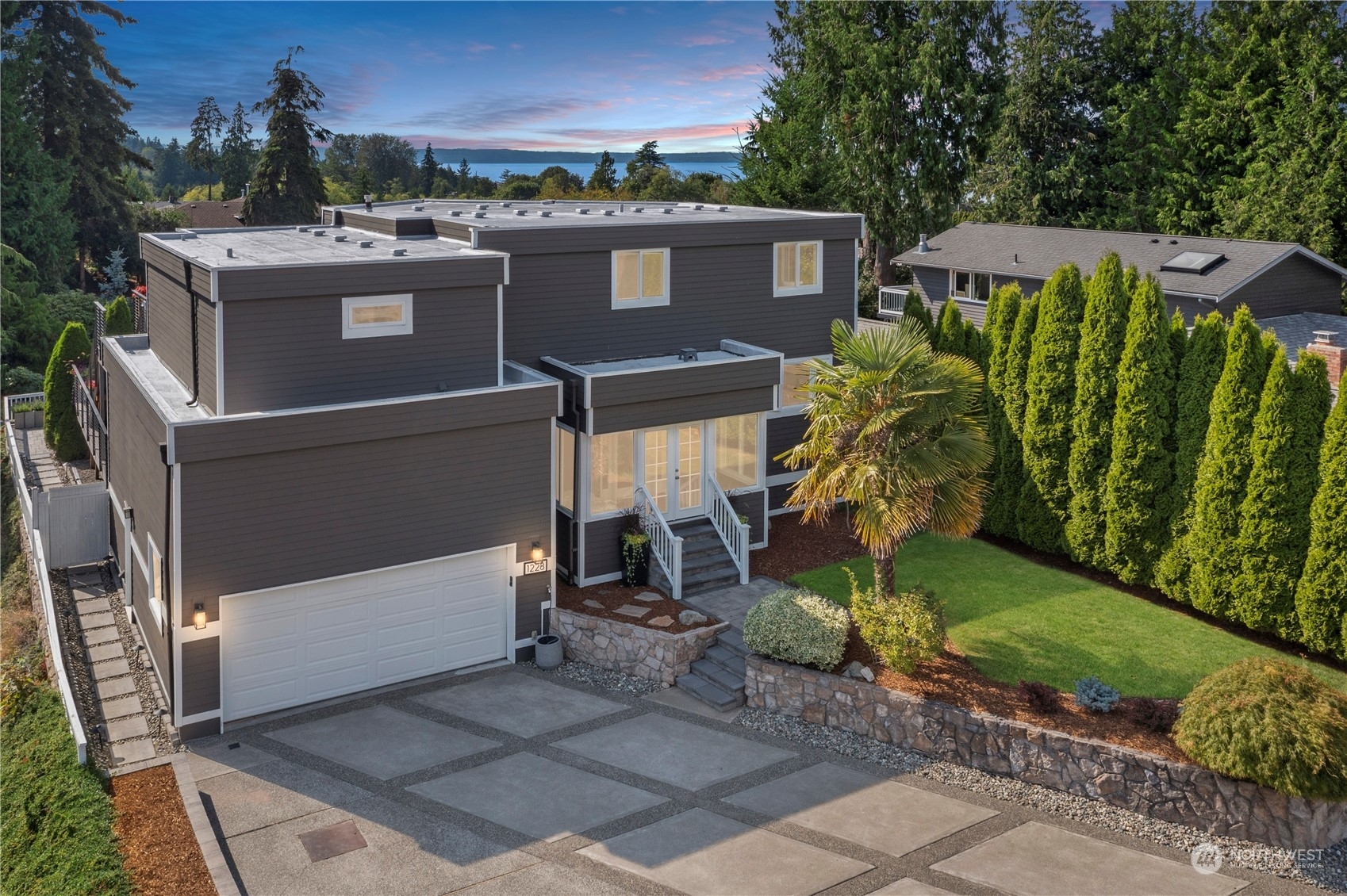 1228 8th Avenue S  Edmonds WA 98020 photo